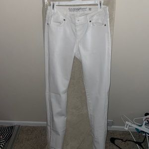 Size 28 White GUESS skinny Jeans